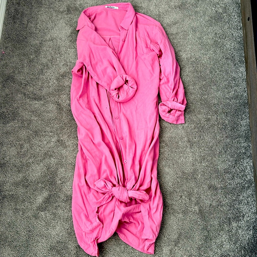 Long pink shirt dress.